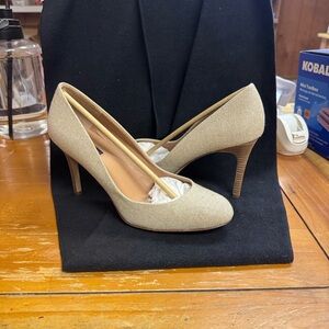 Ann Taylor Elegant OE PRFECT PUMP LINEN